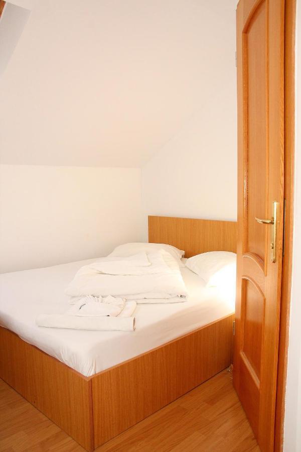 Pensiunea Timişoara Quarto foto