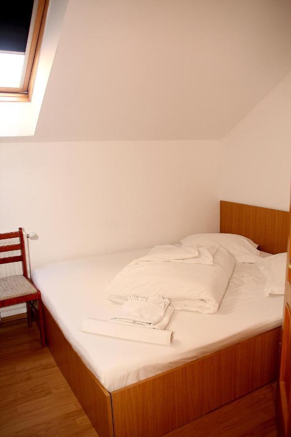 Pensiunea Timişoara Quarto foto